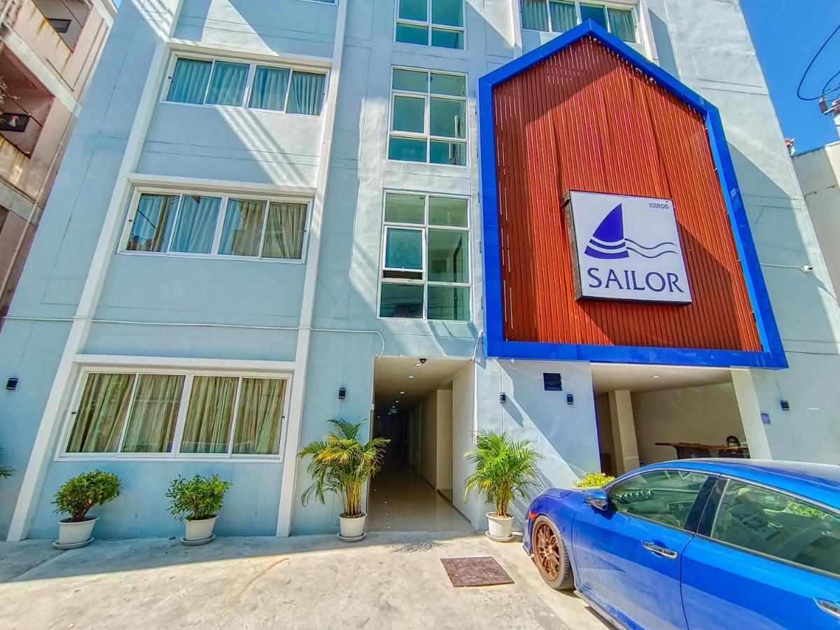 Sailor Hotel Pattaya Exterior foto